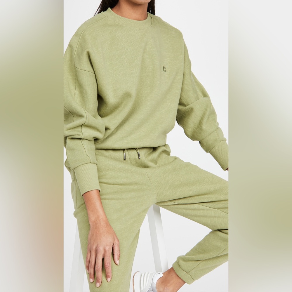 Sweaty Betty Essentials Sweatshirt and Joggers Set